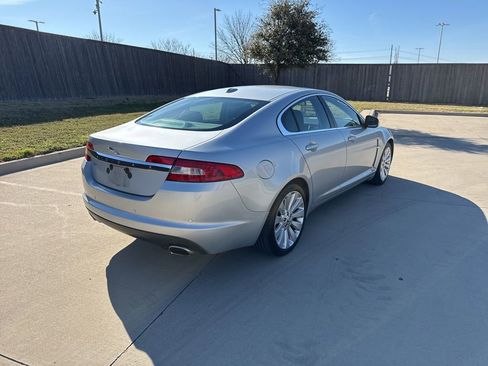 Used 2009 Jaguar XF Luxury image 10