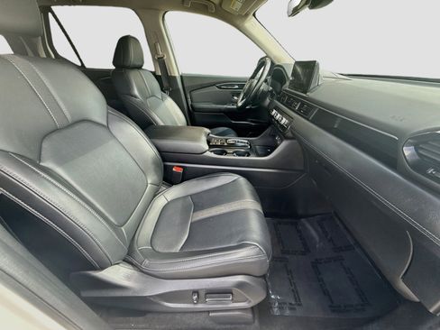 Used 2024 Honda Pilot EX-L image 29