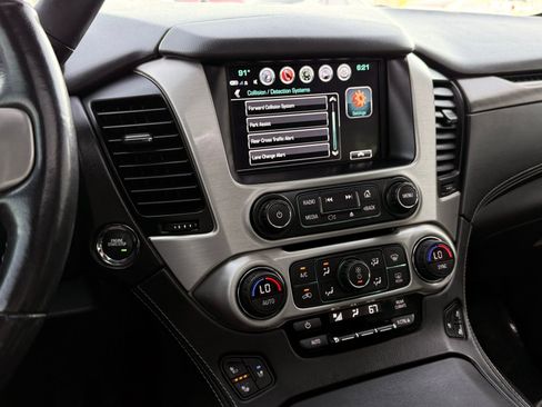 Used 2020 GMC Yukon Denali w/ Denali Ultimate Package image 48