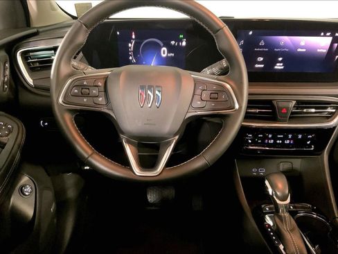 Used 2024 Buick Encore GX Avenir w/ Avenir Technology Package FWD image 5
