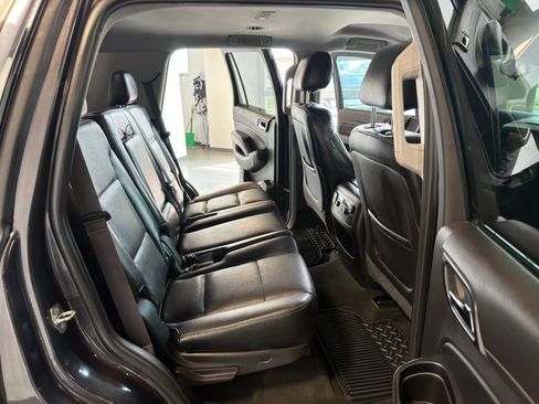 Used 2015 GMC Yukon SLE RWD image 24