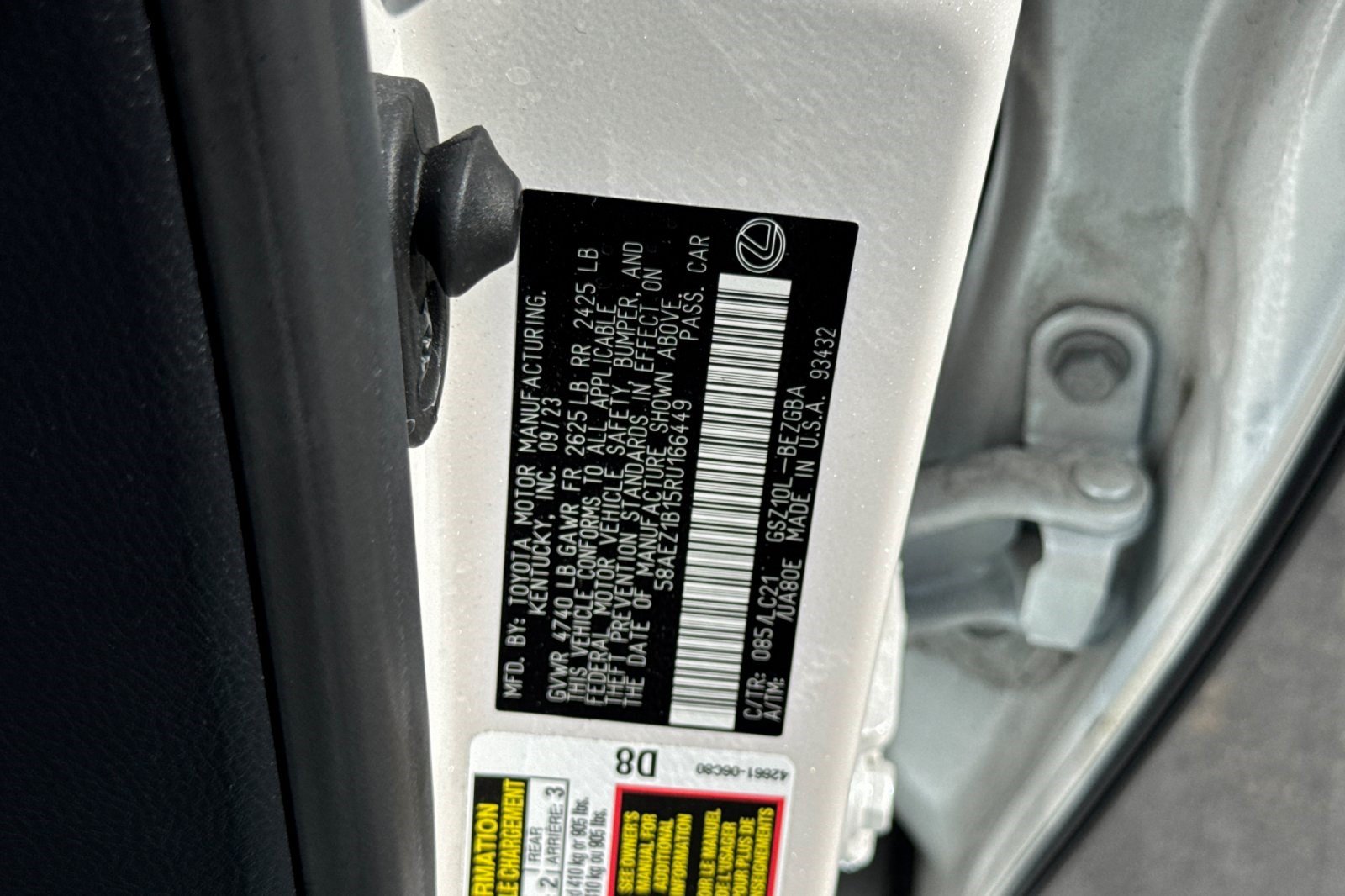 Used 2024 Lexus ES 350 w/ Accessory Package (Z2) FWD image 40