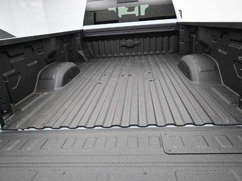 New 2026 Chevrolet Silverado 3500 High Country w/ Technology Package image 24