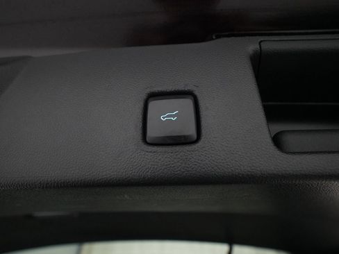 Used 2023 Ford Escape Platinum image 15