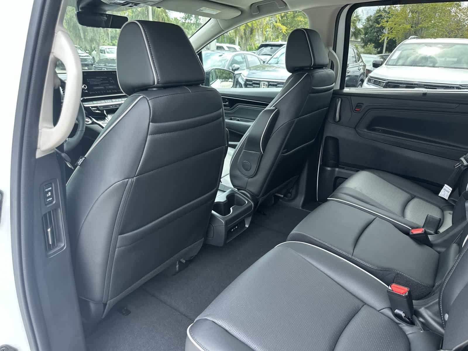 New 2027 Honda Odyssey Elite image 13