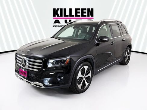 Used 2025 Mercedes-Benz GLB 250 w/ Exclusive Package image 3