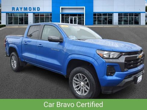 Used 2023 Chevrolet Colorado LT w/ LT Convenience Package II AWD/4WD image 1