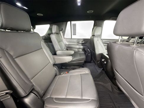 Used 2024 GMC Yukon Denali w/ LPO, Floor Liner Package image 41