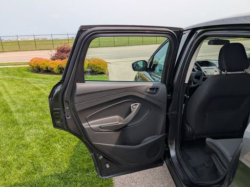 Used 2018 Ford Escape S FWD image 13