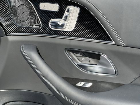 New 2026 Mercedes-Benz GLS 63 AMG 4MATIC image 19