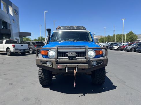 Used 2007 Toyota FJ Cruiser 4WD image 8