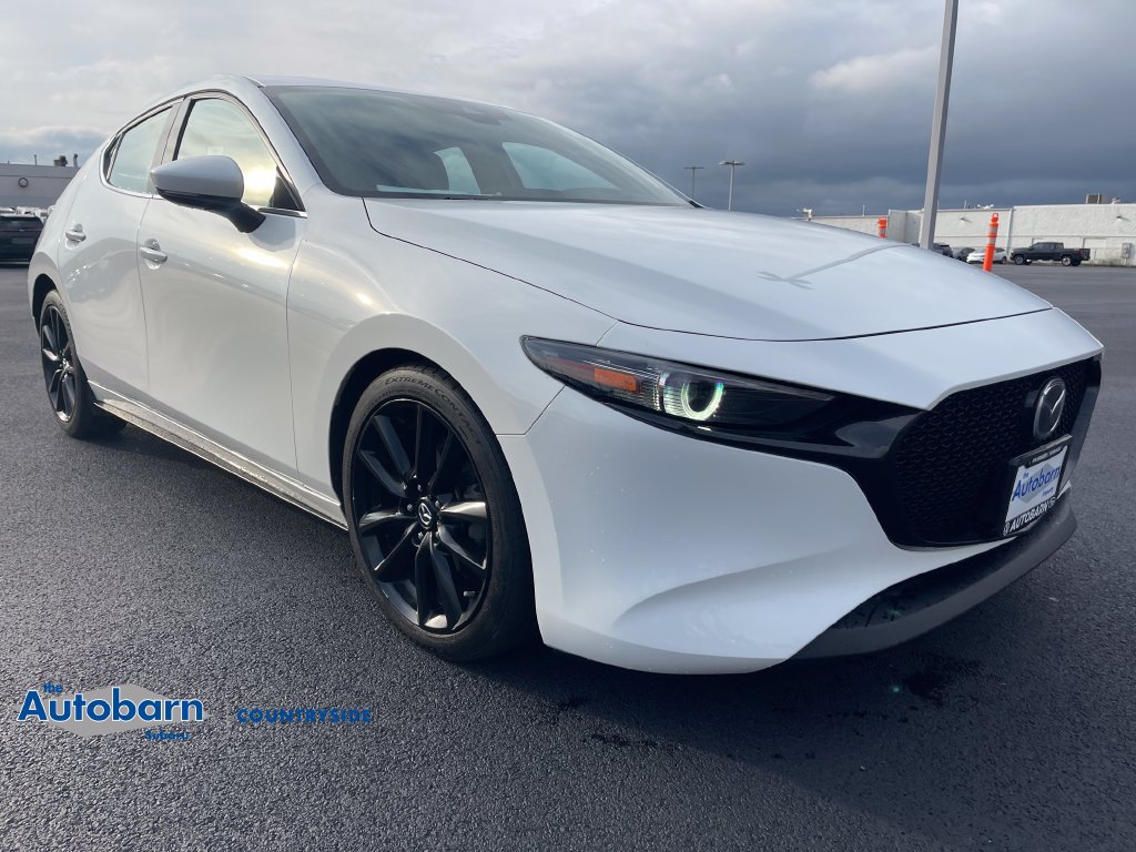 Used 2019 MAZDA MAZDA3 Hatchback w/ Premium Package FWD image 7
