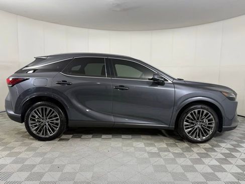 Used 2025 Lexus RX 450h AWD w/ Luxury Package image 9