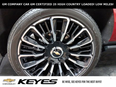 Certified 2025 Chevrolet Suburban High Country image 37