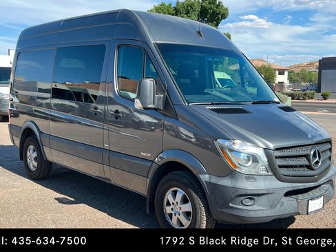 Used 2015 Mercedes-Benz Sprinter 2500 image 7
