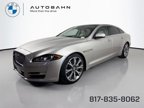Used 2017 Jaguar XJ L Portfolio RWD image 1