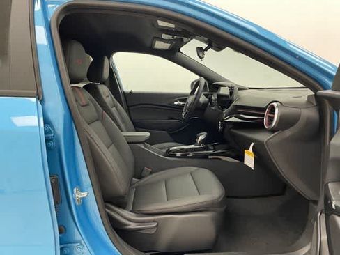 New 2026 Chevrolet Trax RS w/ Driver Confidence Package FWD image 16