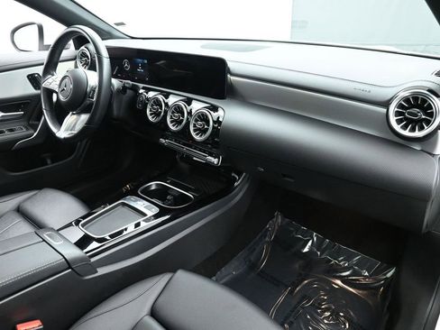 Used 2025 Mercedes-Benz CLA 250 image 24