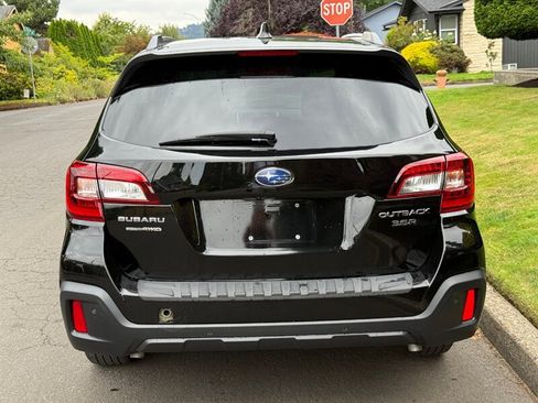Used 2019 Subaru Outback 3.6R Touring w/ Protection Package #1 AWD/4WD image 5