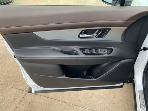 New 2026 Nissan Murano Platinum w/ Cargo Package AWD/4WD image 13