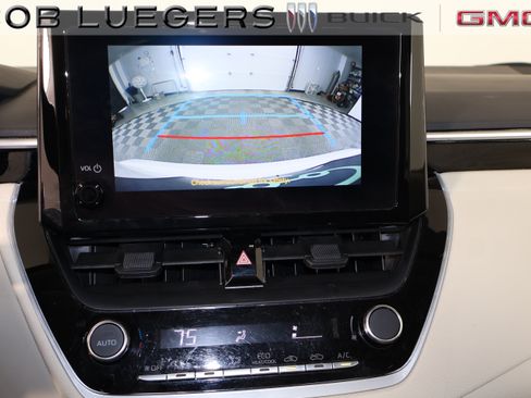 Used 2026 Toyota Corolla LE FWD image 22