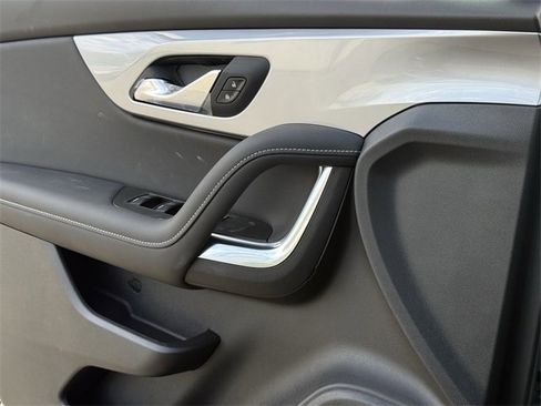 New 2026 Chevrolet Blazer LT image 23