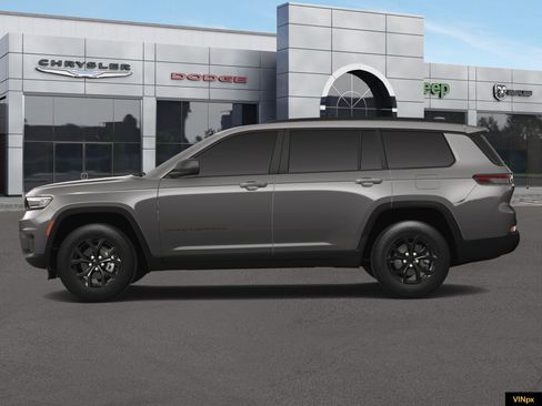 New 2025 Jeep Grand Cherokee L Altitude image 3
