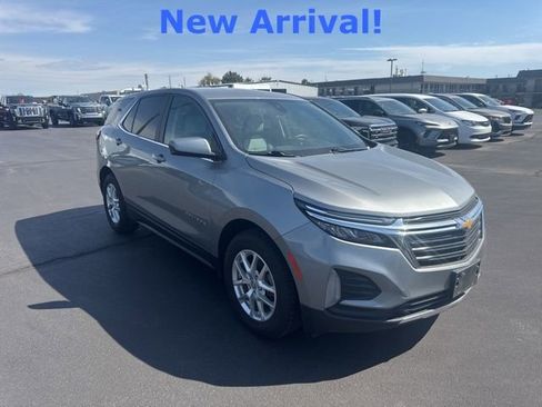 Used 2023 Chevrolet Equinox LT image 1
