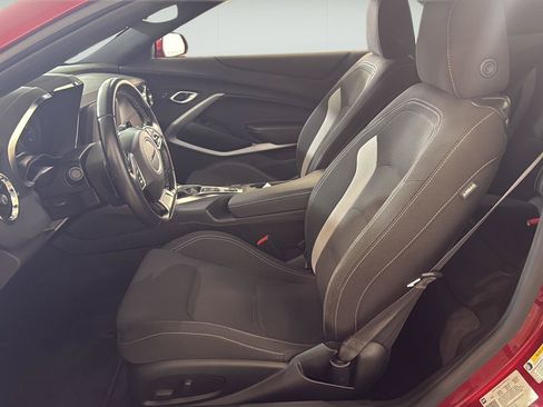 Used 2023 Chevrolet Camaro LT RWD image 10