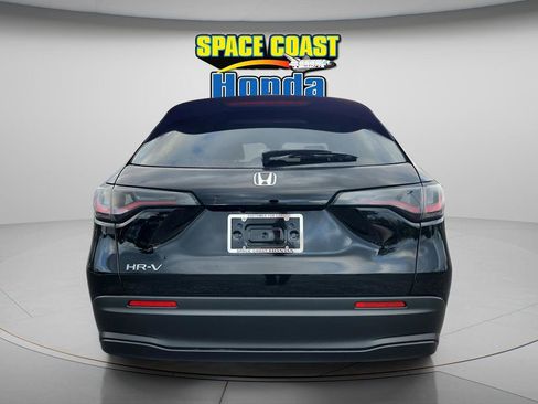 New 2026 Honda HR-V LX image 10