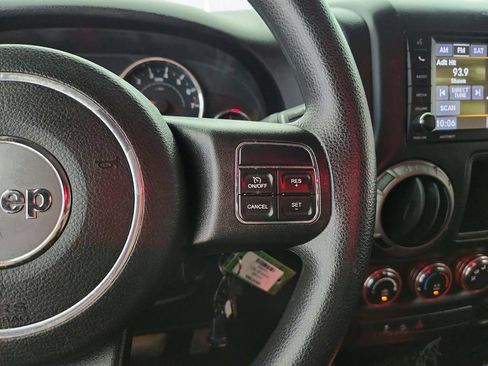 Used 2015 Jeep Wrangler Sport AWD/4WD image 16