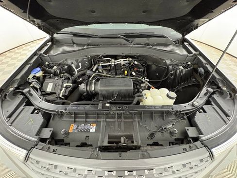 Certified 2021 Ford Explorer XLT w/ Equipment Group 202A RWD image 33