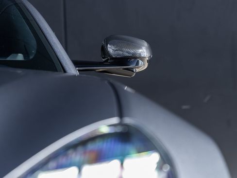 Used 2025 Aston Martin Vanquish image 25