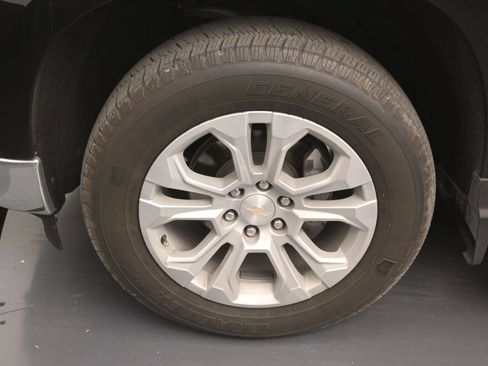 Used 2024 Chevrolet Silverado 1500 LTZ RWD image 9