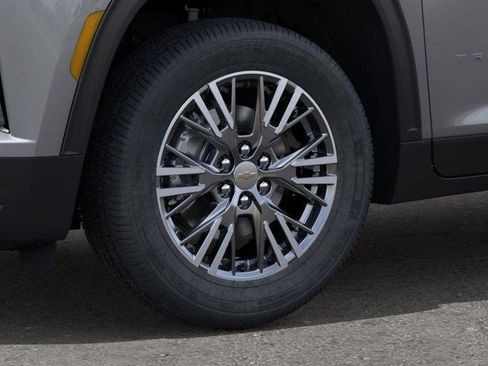 New 2026 Chevrolet Traverse LT FWD image 9