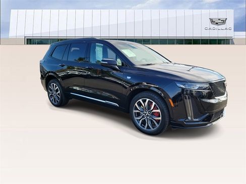 Certified 2023 Cadillac XT6 Sport w/ Technology Package image 2