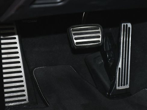 Used 2021 Chevrolet Corvette Stingray Preferred Cpe w/ 2LT image 20