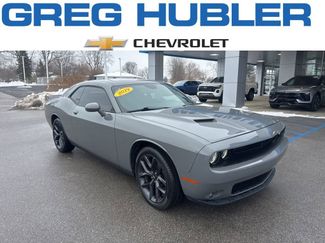 Used 2019 Dodge Challenger SXT w/ Blacktop Package video 1