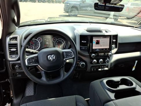 New 2026 RAM 1500 Express AWD/4WD image 8