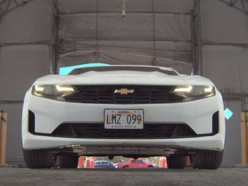 Used 2023 Chevrolet Camaro LT RWD image 8