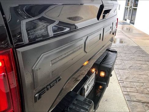 Used 2018 Ford F150 Raptor w/ Equipment Group 802A Luxury AWD/4WD image 23
