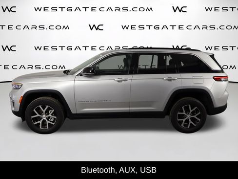 Used 2025 Jeep Grand Cherokee Limited w/ Trailer Tow Package AWD/4WD image 5
