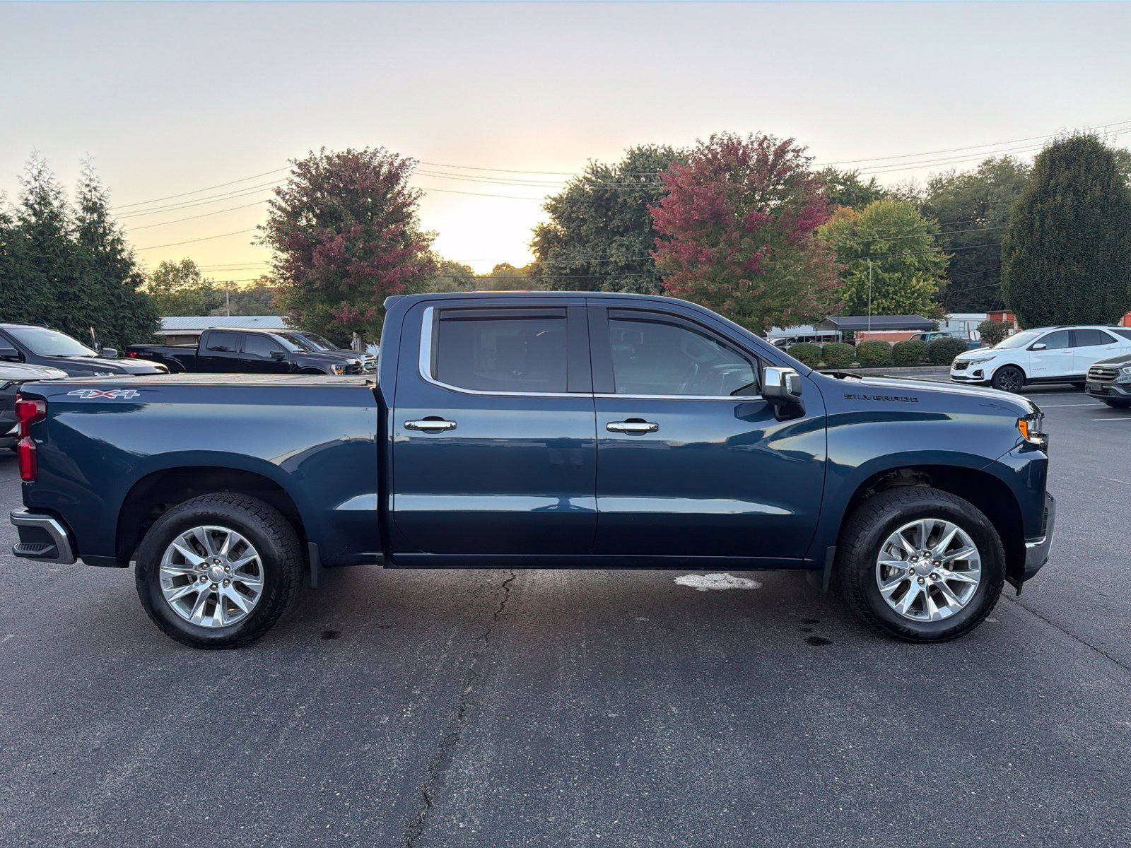 Used 2021 Chevrolet Silverado 1500 LTZ w/ Technology Package AWD/4WD image 6