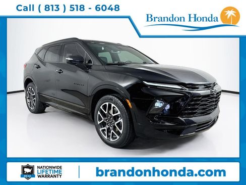 Used 2023 Chevrolet Blazer RS FWD image 1