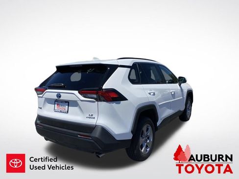 Certified 2024 Toyota RAV4 LE AWD/4WD image 8