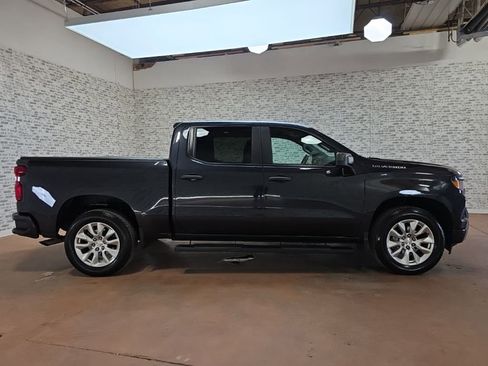 Used 2023 Chevrolet Silverado 1500 Custom image 7