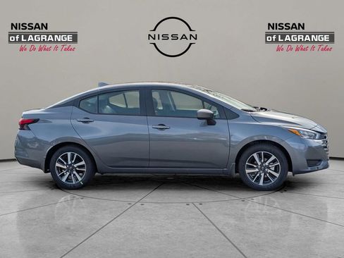 New 2025 Nissan Versa SV w/ Trunk Package FWD image 4