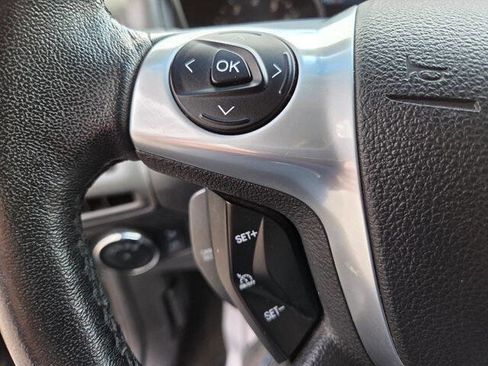 Used 2014 Ford Focus SE w/ Equipment Group 201A FWD image 23