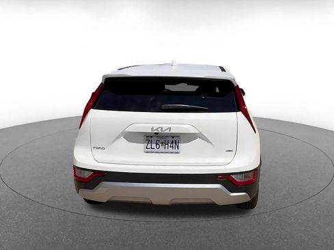 Used 2026 Kia Niro LX FWD image 12