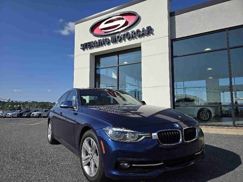 Used 2018 BMW 330i xDrive Sedan w/ Convenience Package image 1